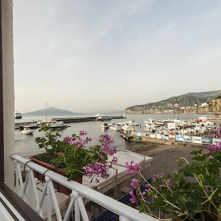 Surriento Suites Sorrento Eksteriør billede