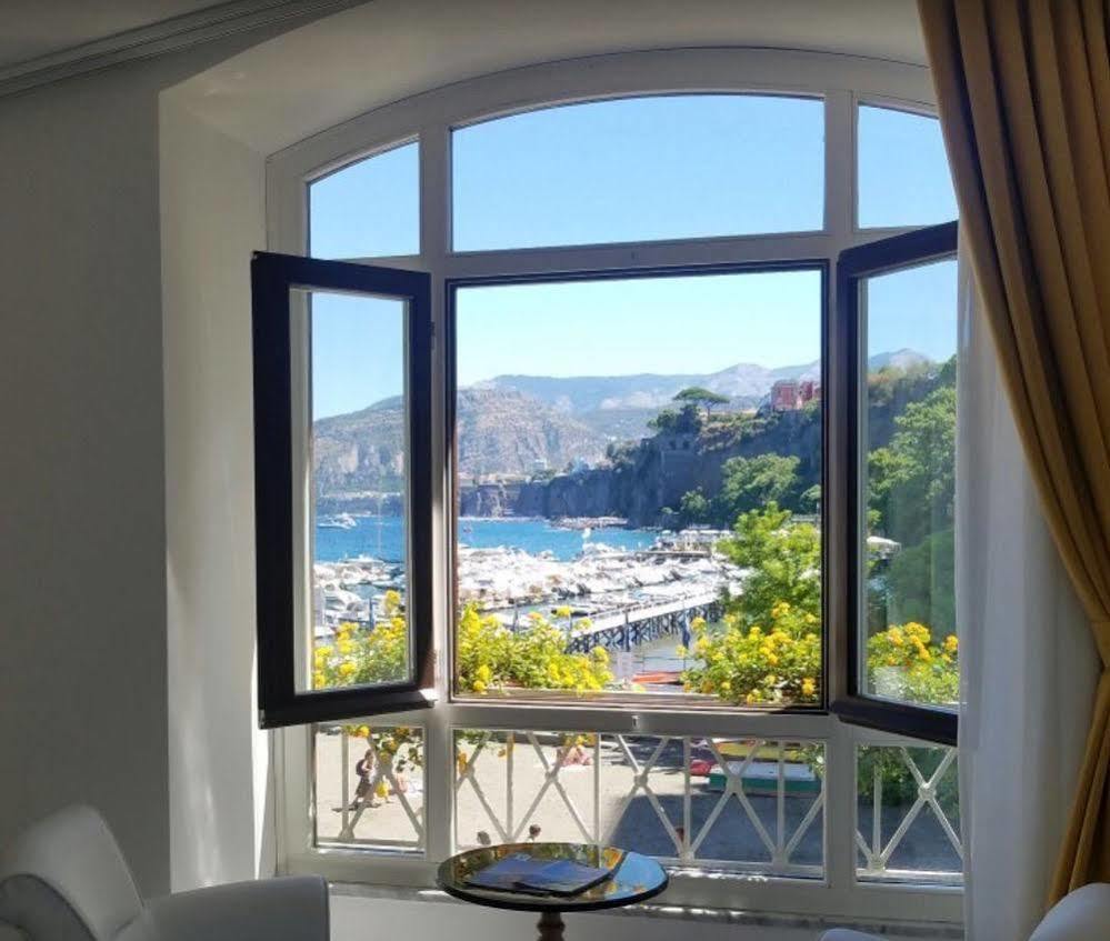 Surriento Suites Sorrento Eksteriør billede
