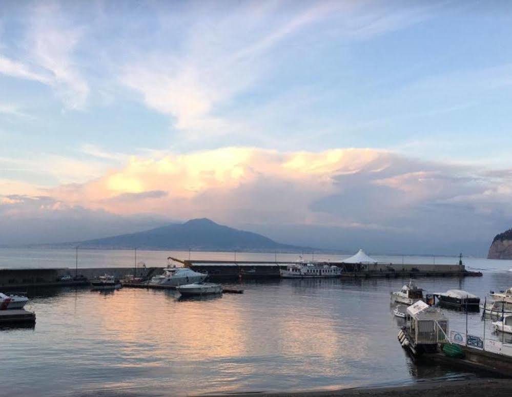 Surriento Suites Sorrento Eksteriør billede