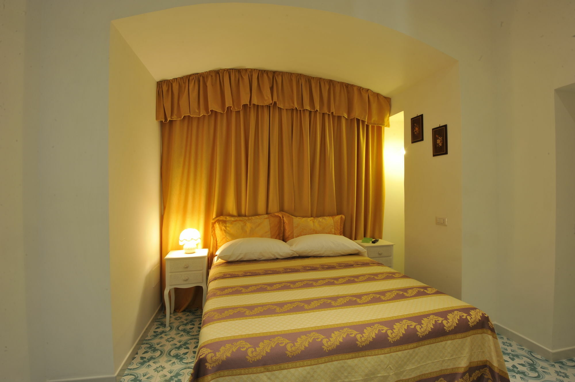 Surriento Suites Sorrento Eksteriør billede