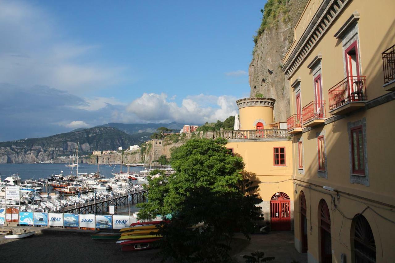 Surriento Suites Sorrento Eksteriør billede