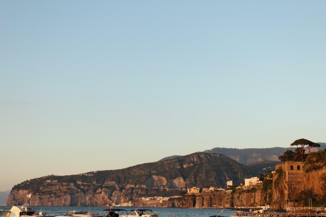 Surriento Suites Sorrento Eksteriør billede